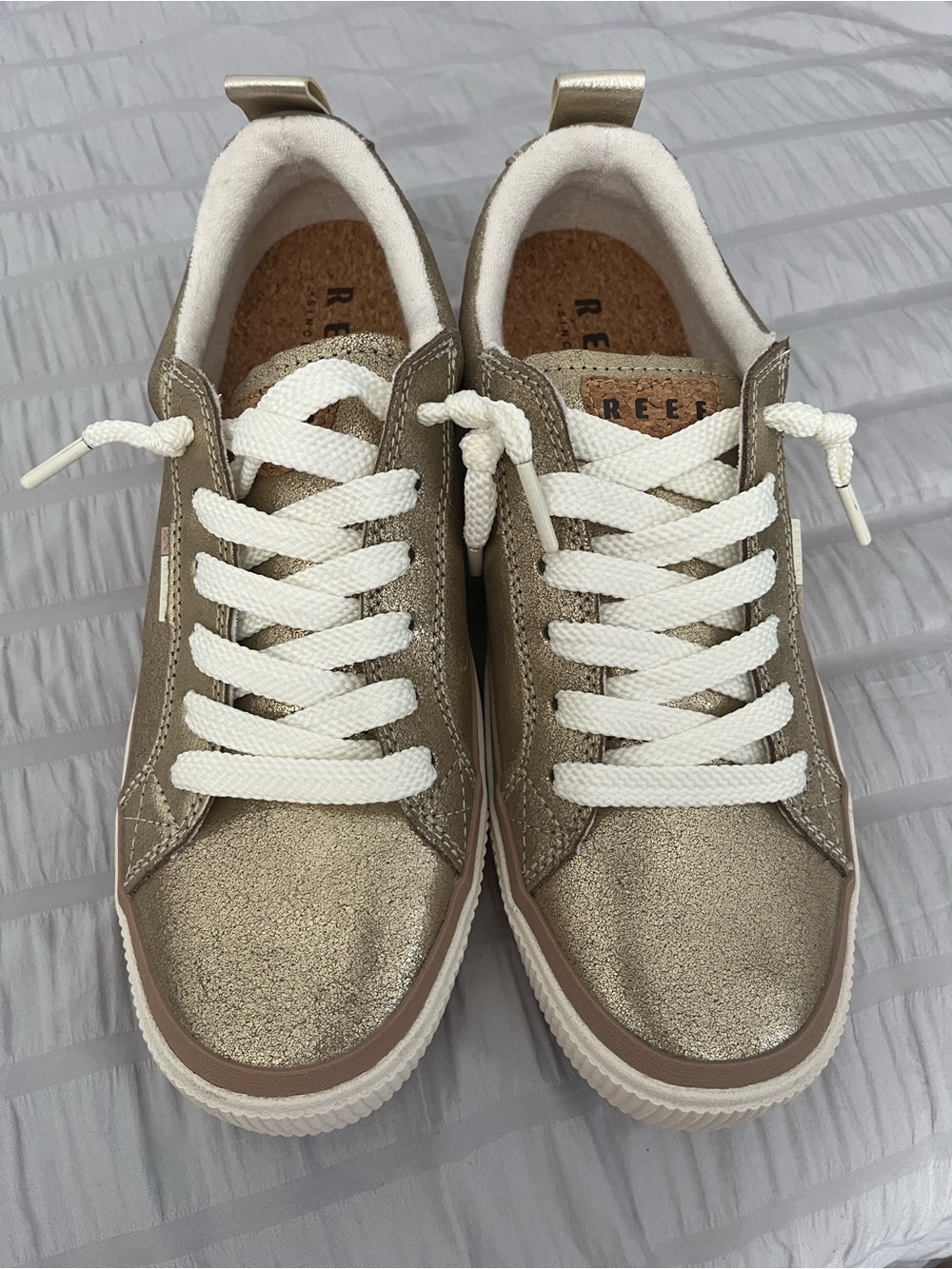 Reef Women's Metallic Taupe Low-Top Sneakers with White Laces